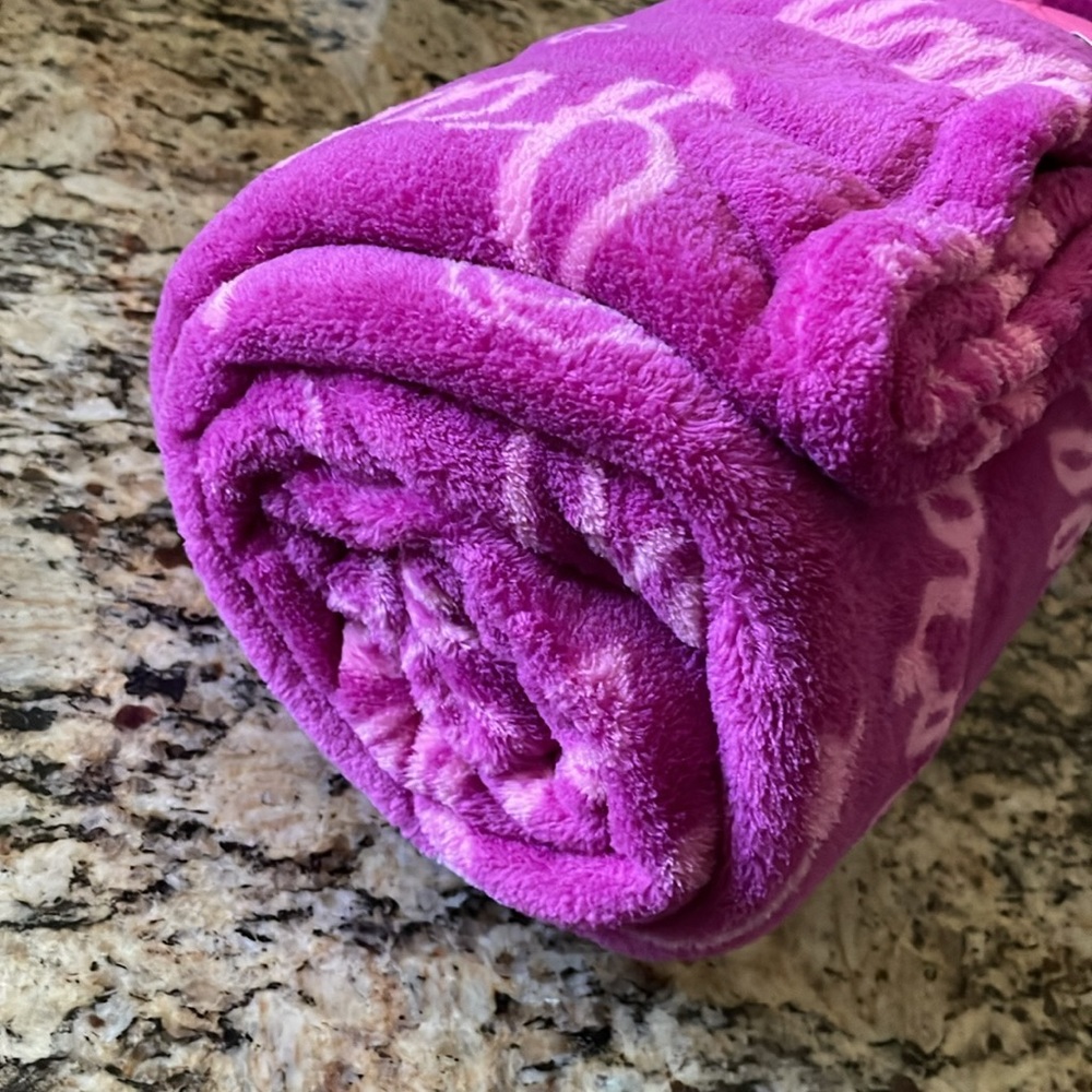 Disney Princess fleece throw - Picture 10 of 11